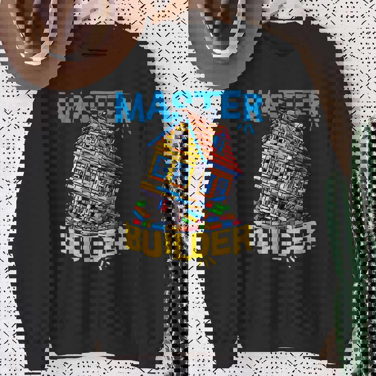 レゴのレンガ造りマスタービルダー面白い曲がった家。 スウェットシャツ 年配の女性への贈り物