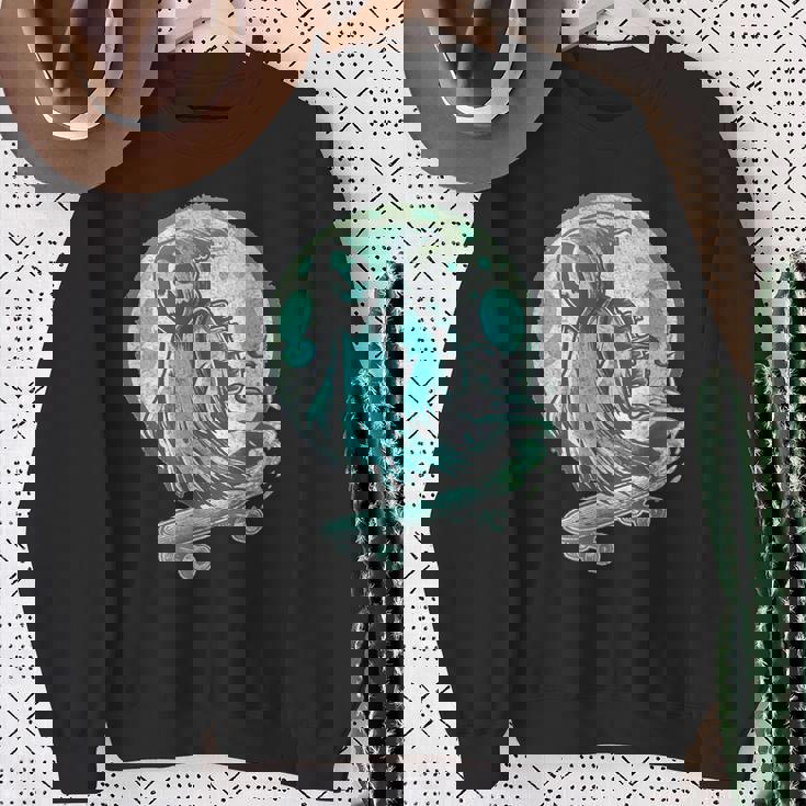 レトロ スケーター オバケ スカル スケートボード ハロウィン 不気味 スケルトン 骸骨 面白い ギフト ストリート スウェットシャツ 年配の女性への贈り物