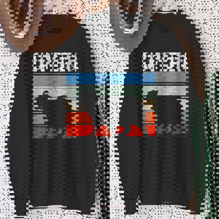 レトロ ビンテージ カピバラ かわいい 動物 スウェットシャツ 年配の女性への贈り物