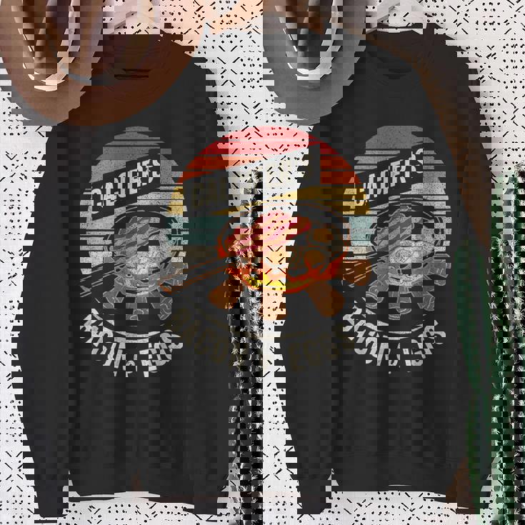 レトロ ヴィンテージ カルシファーのベーコンと卵料理 食品愛好家 スウェットシャツ 年配の女性への贈り物