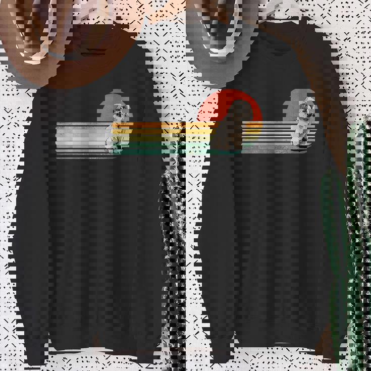 レトロ ヴィンテージ シーズー 子犬 ペット 犬 恋人 シーズー ママ お父さん スウェットシャツ 年配の女性への贈り物