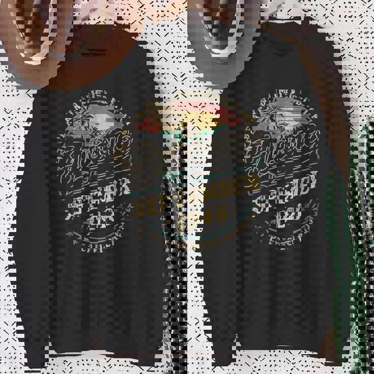 レトロな77歳の男性向けギフト 1948年9月77歳 スウェットシャツ 年配の女性への贈り物