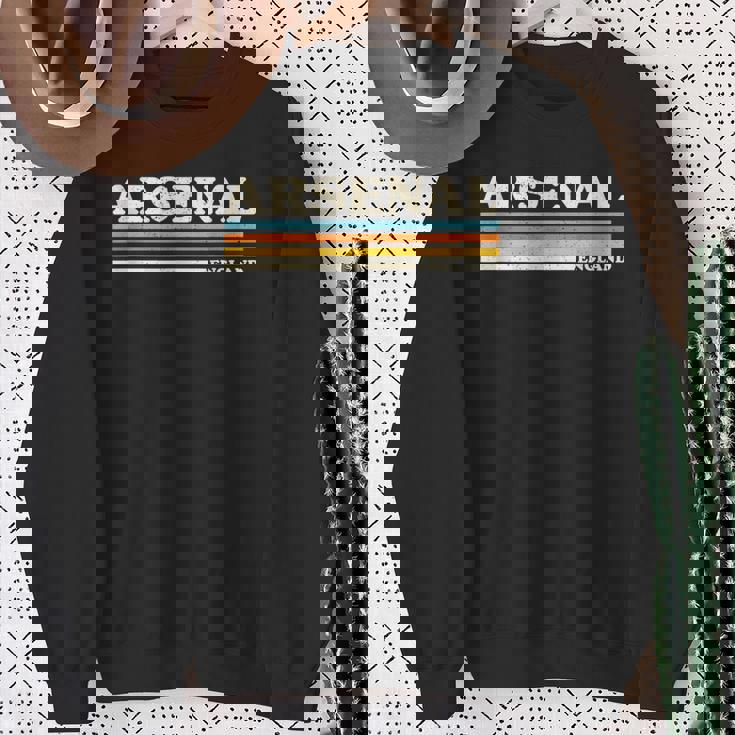 レトロストライプアーセナル。 スウェットシャツ 年配の女性への贈り物