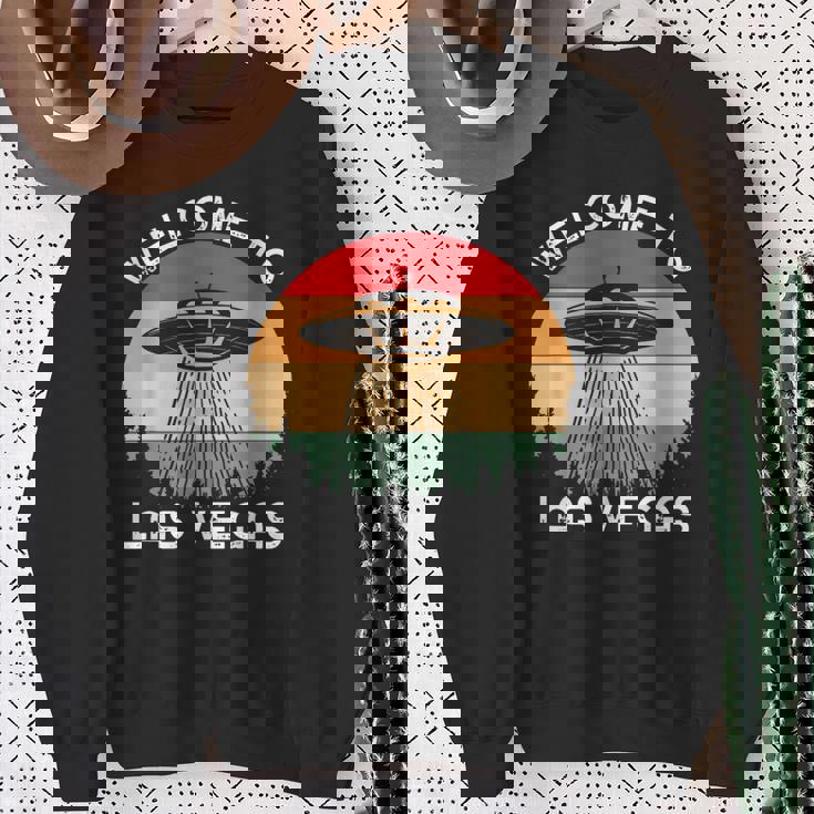 レトロベガス Ufo サイティング エイリアン メンズ レディース スウェットシャツ 年配の女性への贈り物