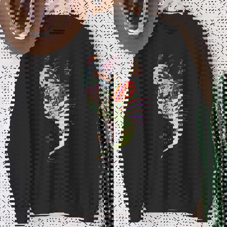 ワシリー・カンディンスキーによる白い幽霊のフィギュア1943 スウェットシャツ 年配の女性への贈り物