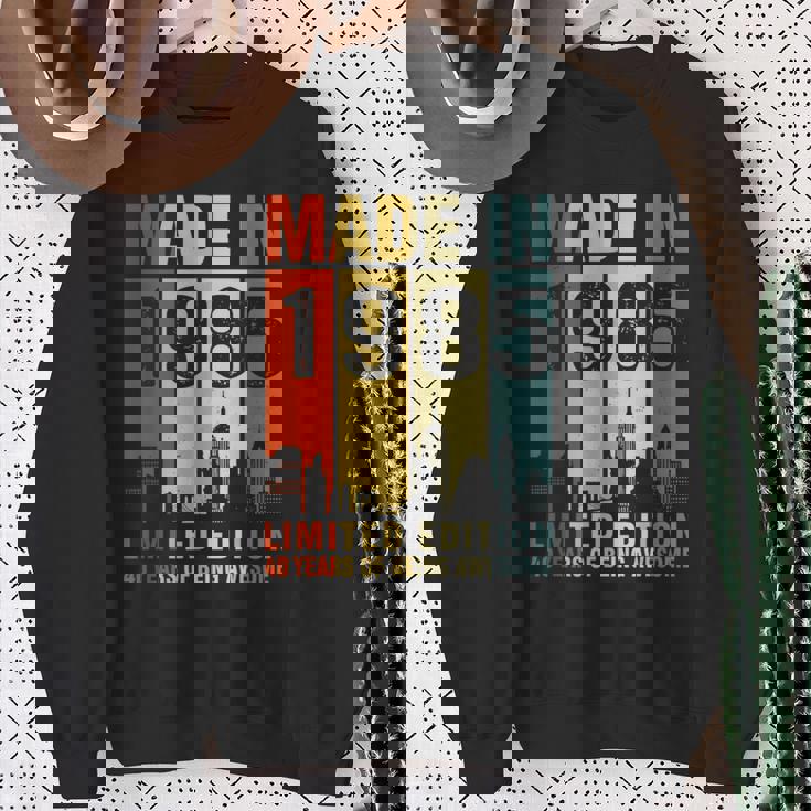 ヴィンテージ 1985 40 Years Of Being Awesome スウェットシャツ 年配の女性への贈り物