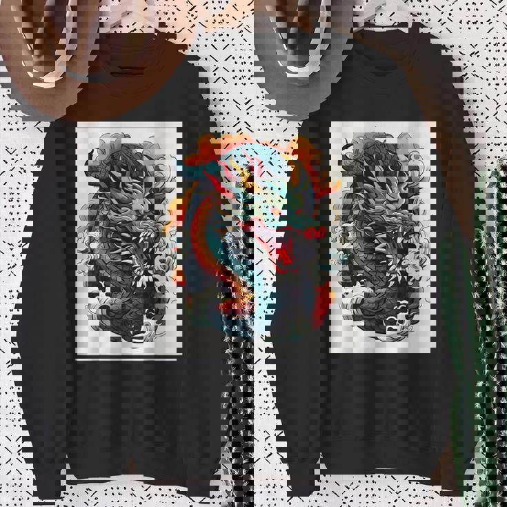 ヴィンテージ タトゥー アート ドラゴン スウェットシャツ 年配の女性への贈り物