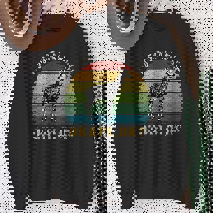 ヴィンテージレトロオカピ動物tシャツ I Just Really Like Okapi Ok スウェットシャツ 年配の女性への贈り物