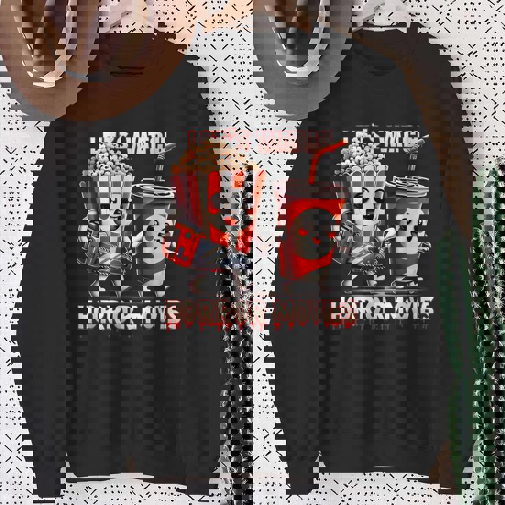 不気味なハロウィン映画愛好家 ホラー映画を見よう スウェットシャツ 年配の女性への贈り物