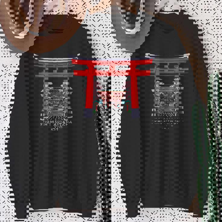 京都、日本、鳥居伏見稲荷大社、手描きデッサン スウェットシャツ 年配の女性への贈り物