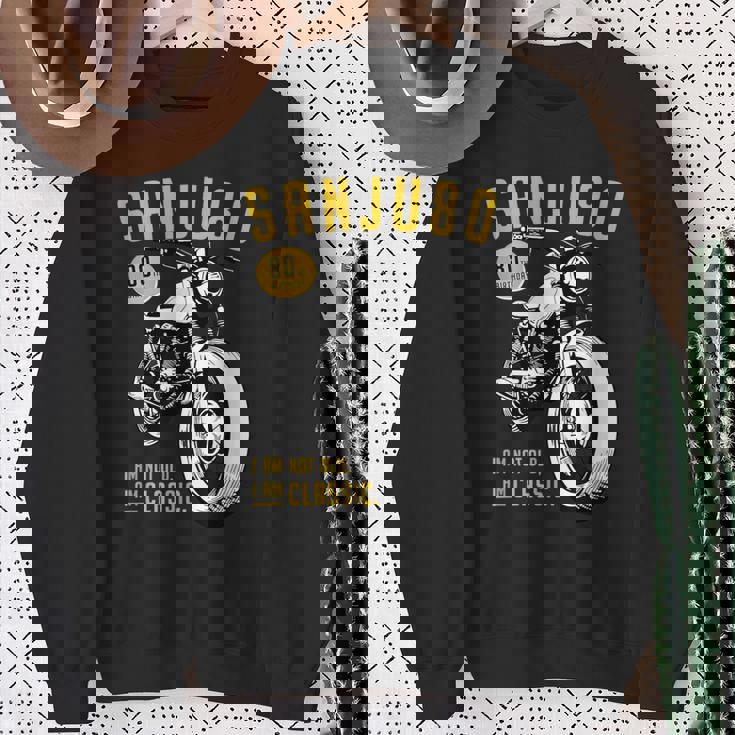 傘寿祝い 車好き 父 男性 おしゃれ クラシックカー 80歳 I'm Not Old I'm Classic スウェットシャツ 年配の女性への贈り物