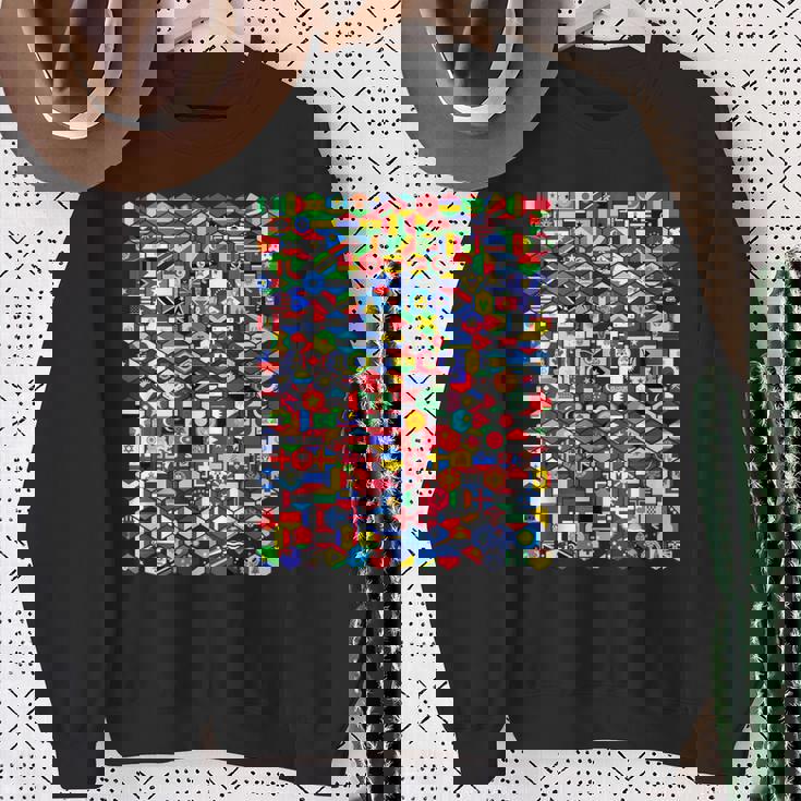 六角形の世界旗、国旗tシャツ スウェットシャツ 年配の女性への贈り物