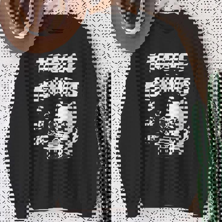 卓球をするクールな猫 スウェットシャツ 年配の女性への贈り物