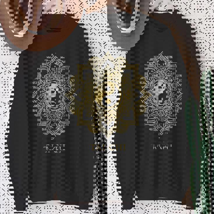 太極拳ゴールデンマンダラ スウェットシャツ 年配の女性への贈り物