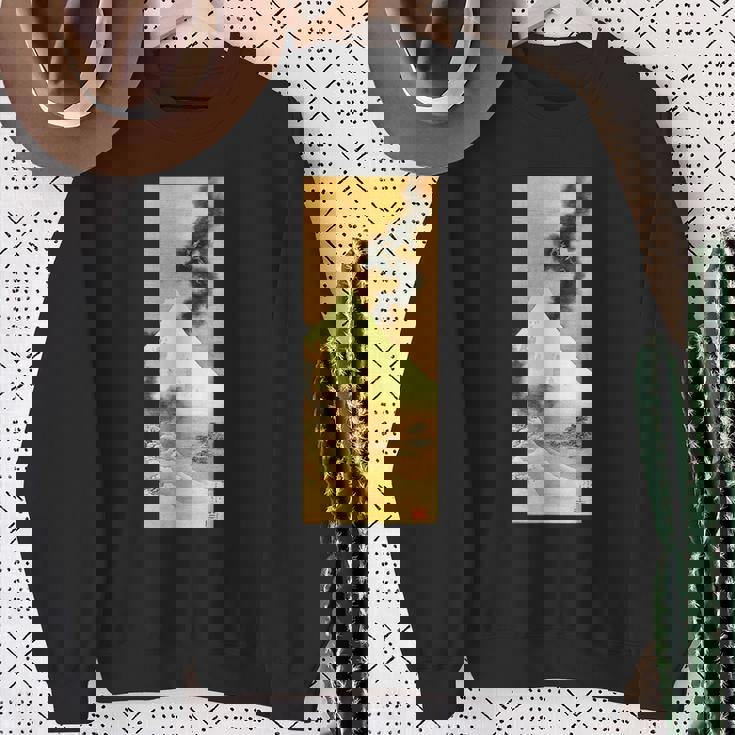 富士山から逃げる煙の龍 葛飾北斎 スウェットシャツ 年配の女性への贈り物