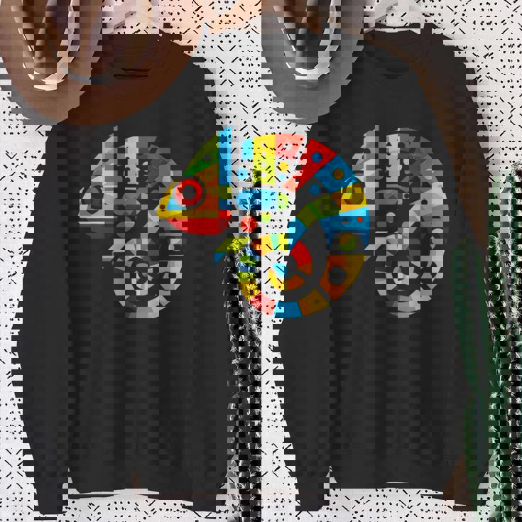 幾何学的ミニマリズム イラスト カメレオン 爬虫類 スウェットシャツ 年配の女性への贈り物