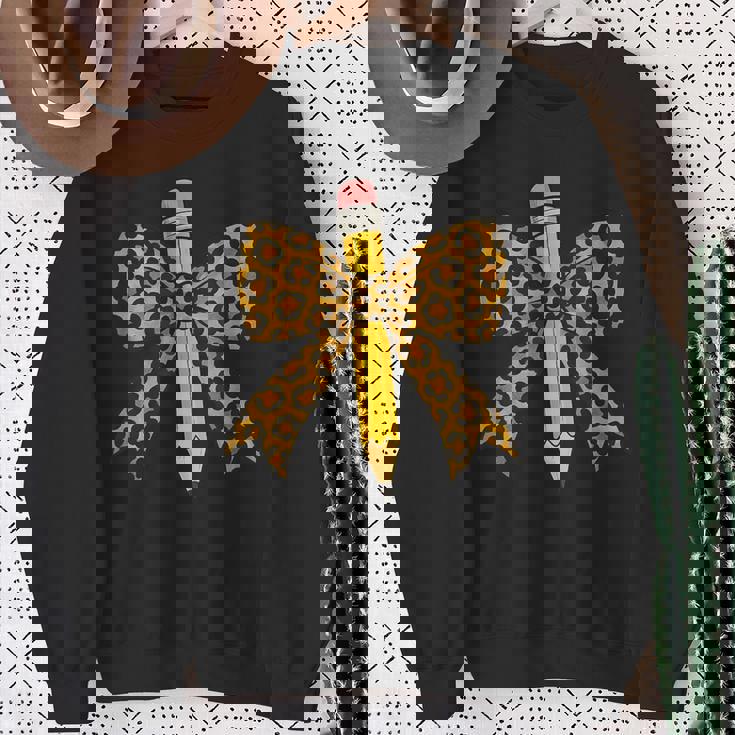 弓鉛筆 ヒョウ柄 初日 新学期 スウェットシャツ 年配の女性への贈り物