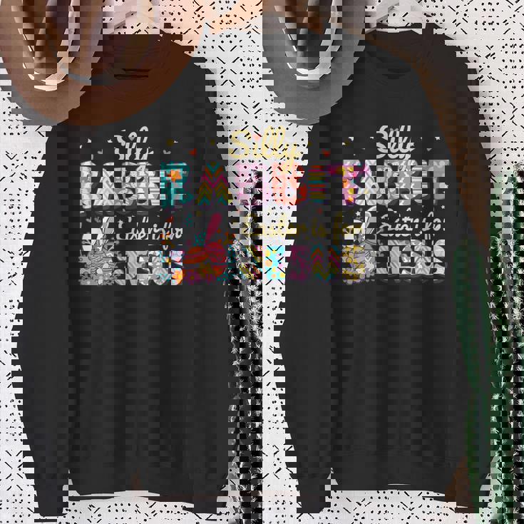 愚かなウサギ イースターはイエスのためです イースターバニー かわいいクリスチャン スウェットシャツ 年配の女性への贈り物