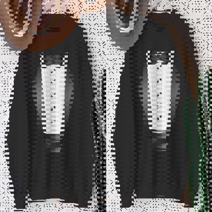 楽しいブラックタイ イベント チーム 新郎 フェイク タキシード スウェットシャツ 年配の女性への贈り物