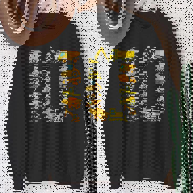 楽しい建設トラック 10歳の誕生日パーティー 男の子 10歳 スウェットシャツ 年配の女性への贈り物