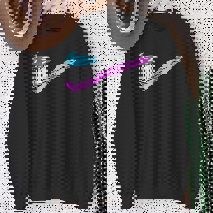 歯磨き粉付きピンク歯ブラシ スウェットシャツ 年配の女性への贈り物