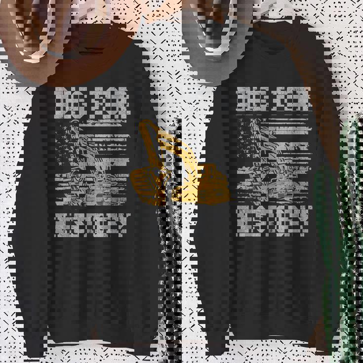 歴史を掘り起こす スウェットシャツ 年配の女性への贈り物