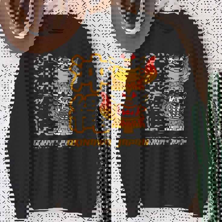 沖縄ジャパン シーサーガーディアンライオンズ 沖縄 日本語漢字 スウェットシャツ 年配の女性への贈り物