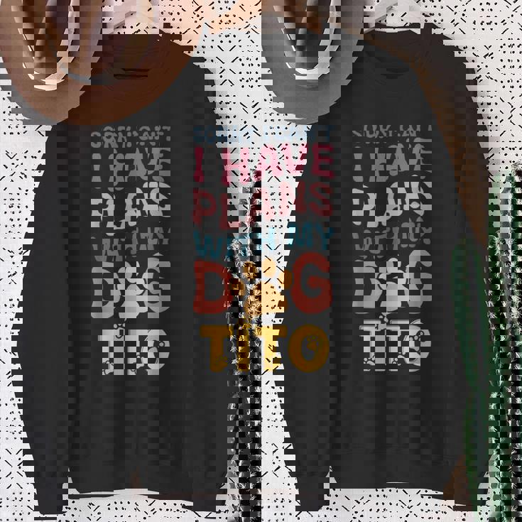 犬名 Tito パーソナライズギフト ビジーウィズ マイドッグ Tito スウェットシャツ 年配の女性への贈り物