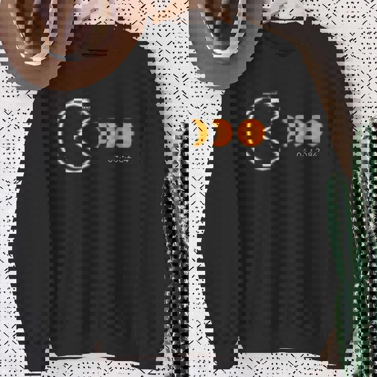 皆既日食 2024年4月8日 ファニーフェーズ トータリティ スウェットシャツ 年配の女性への贈り物