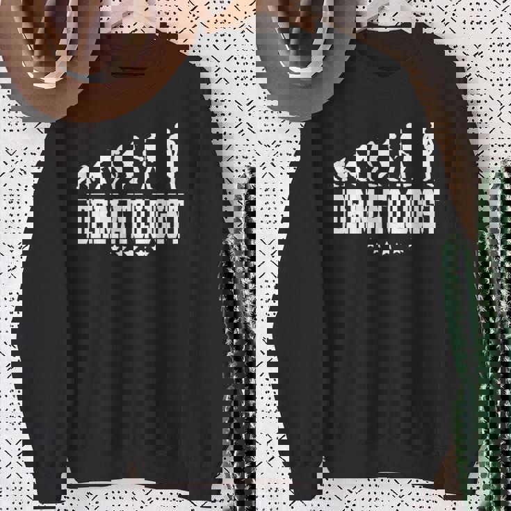 皮膚科医の進化 スウェットシャツ 年配の女性への贈り物