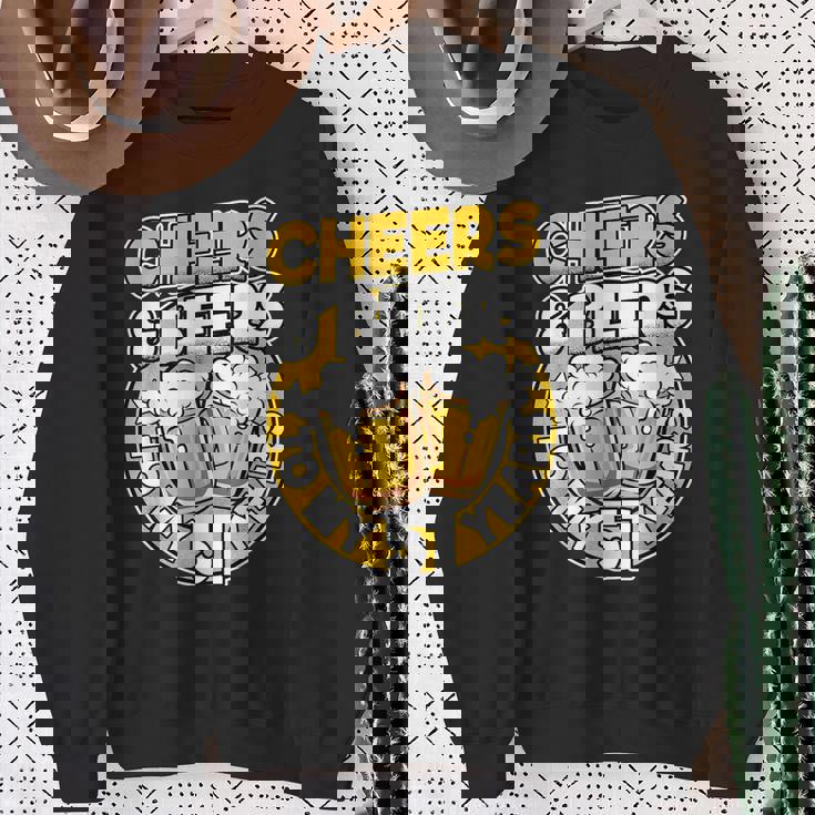 私の51歳に乾杯とビールビールメン51歳の誕生日 スウェットシャツ 年配の女性への贈り物