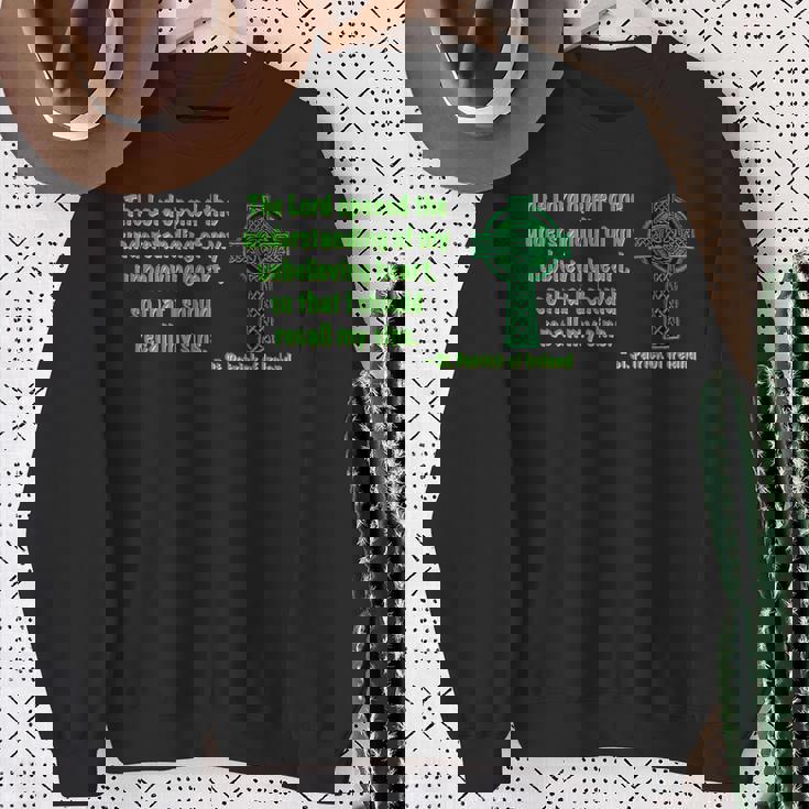 私の信じられない心の理解 聖パトリック スウェットシャツ 年配の女性への贈り物