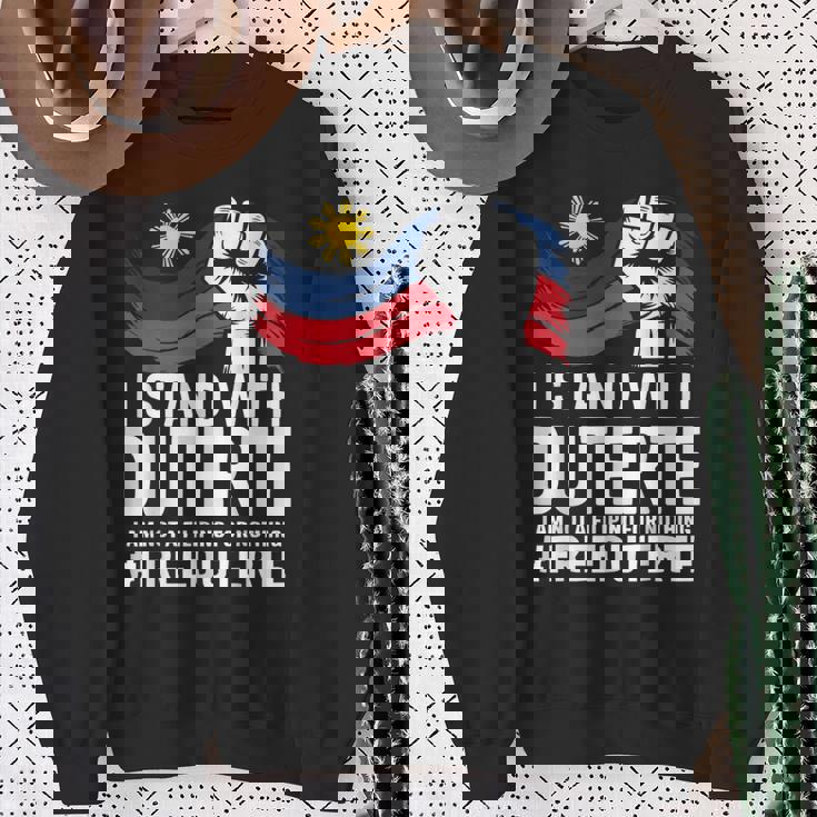 私はドゥテルテを支持します。私は何の理由もなくフィリピン人ではありません-無料prrd スウェットシャツ 年配の女性への贈り物