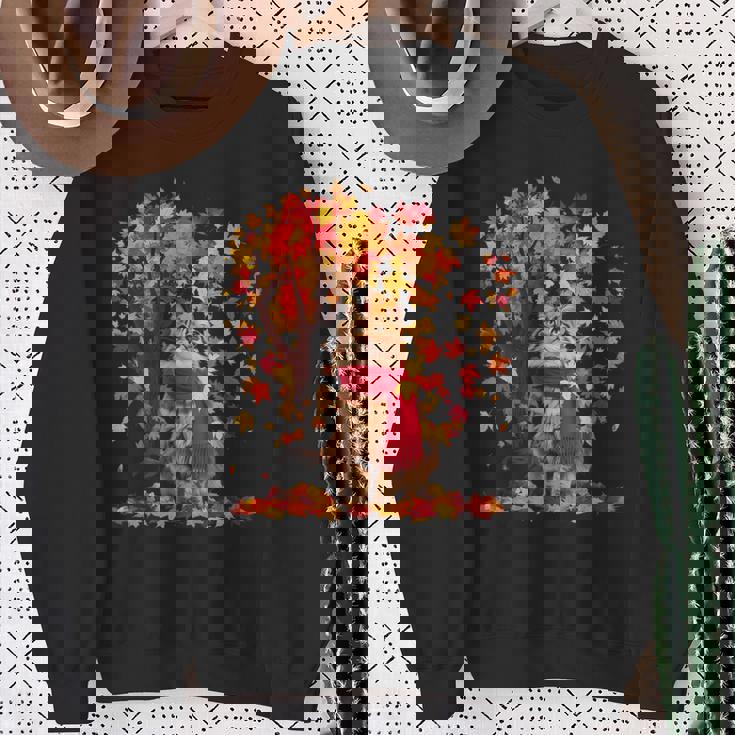 秋 猫 赤いスカーフ 紅葉 かわいい 猫 ママ 滝 スウェットシャツ 年配の女性への贈り物