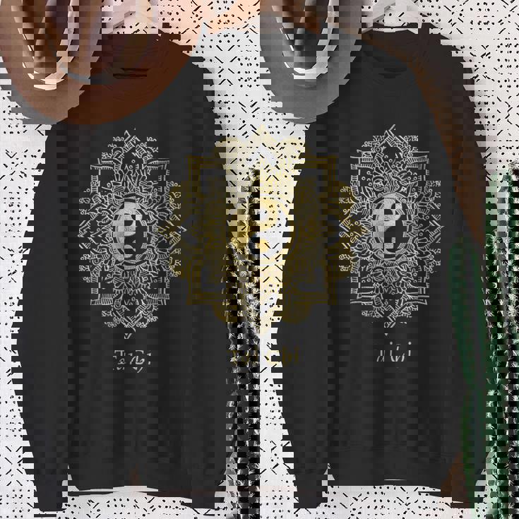 美しい太極拳、陰陽曼荼羅 スウェットシャツ 年配の女性への贈り物