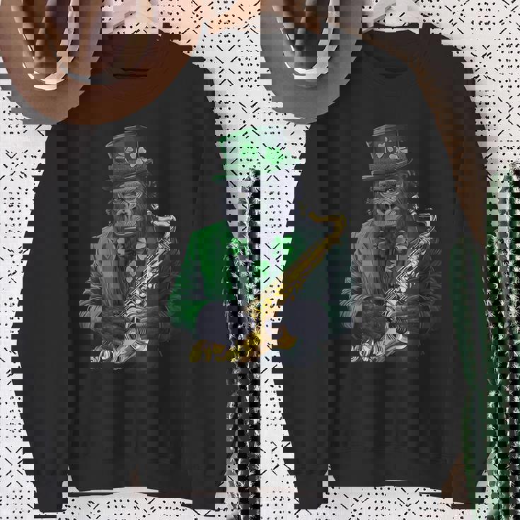 聖パトリックの日 ゴリラサックス スウェットシャツ 年配の女性への贈り物