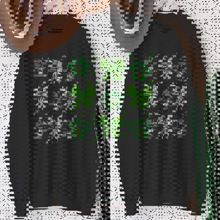 聖パトリックの日 犬 猫 コケット リボン シャムロック 聖パトリック スウェットシャツ 年配の女性への贈り物