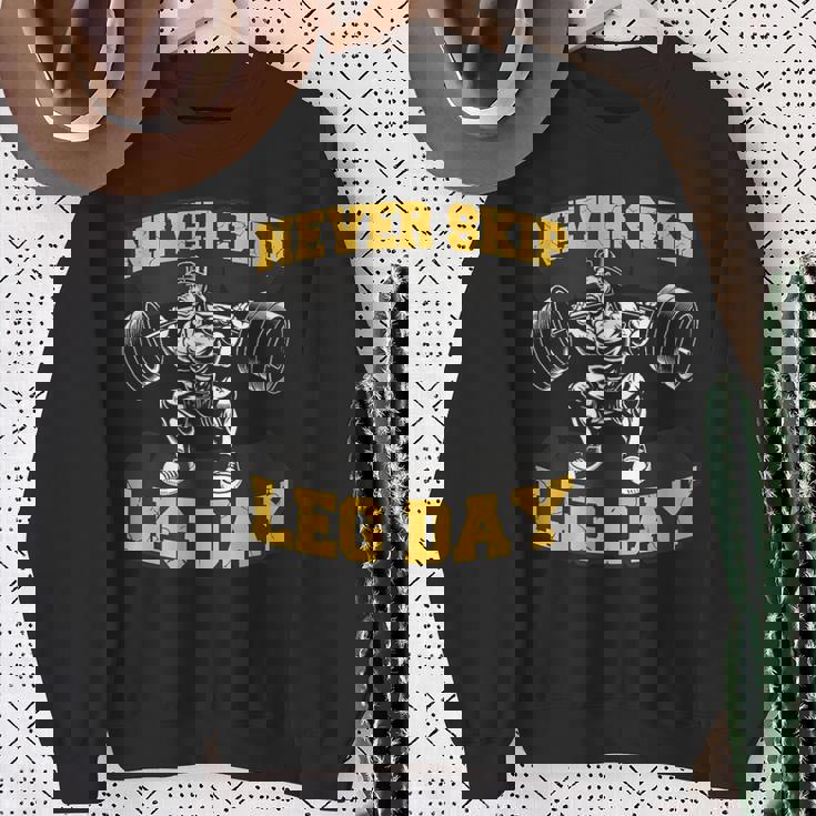 脚の日をスキップすることはありません 面白いワークアウト ジム メンズ ボディビル スウェットシャツ 年配の女性への贈り物