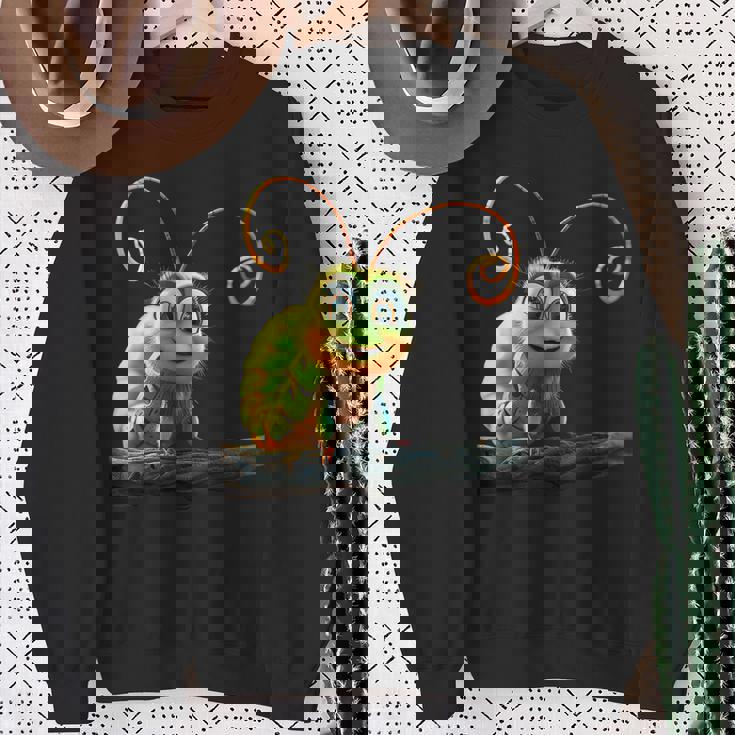 芋虫 面白い芋虫甘い緑の芋虫 スウェットシャツ 年配の女性への贈り物