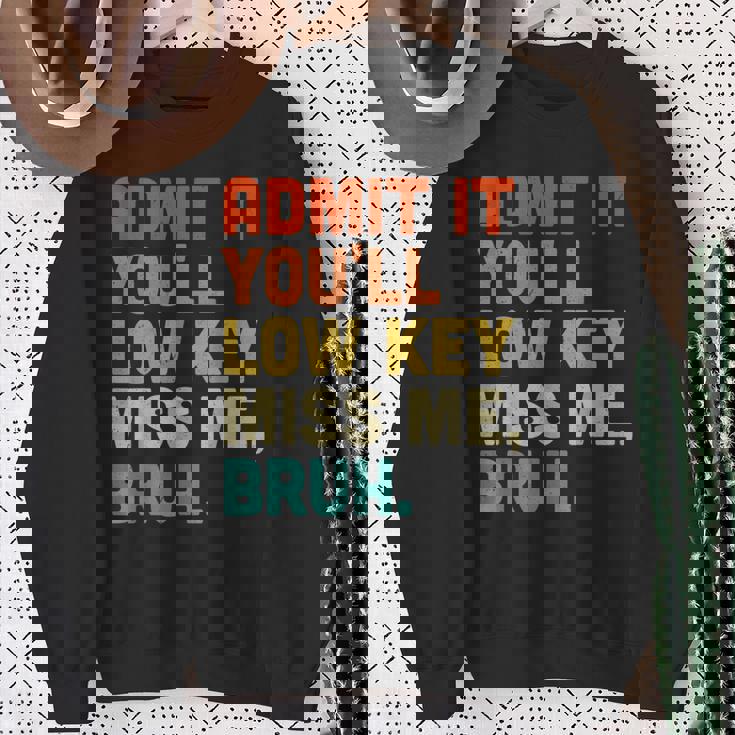 認めてくれよ控えめなミス・ミー・ブラッシュ・ファニー・ブラシ・ティーチャー スウェットシャツ 年配の女性への贈り物