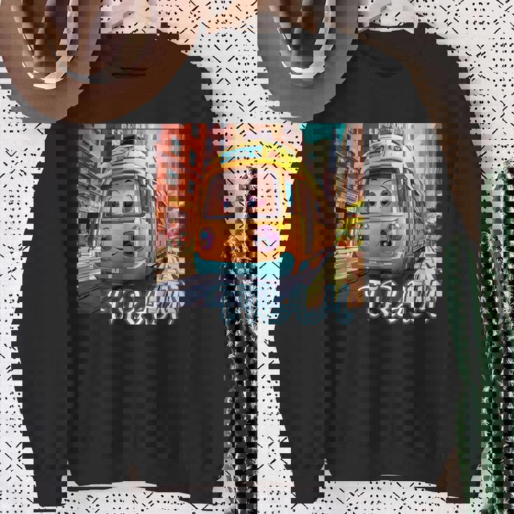 路面電車 Tram かわいい乗り物 おもちゃの乗り物 漫画風電車 鉄道ファン 鉄道旅行 鉄道模型ファン 鉄道風景 スウェットシャツ 年配の女性への贈り物