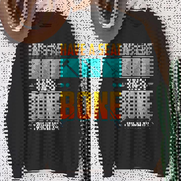 面白い 整形外科 医師 骨 整形外科 スウェットシャツ 年配の女性への贈り物