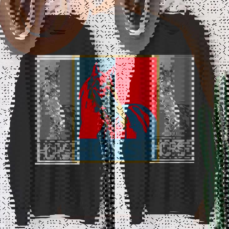 面白いtシャツ 馬 競馬 馬tシャツ レース 乗馬 ジョッキー 文字入り メンズ おもしろ 面白い スウェットシャツ 年配の女性への贈り物