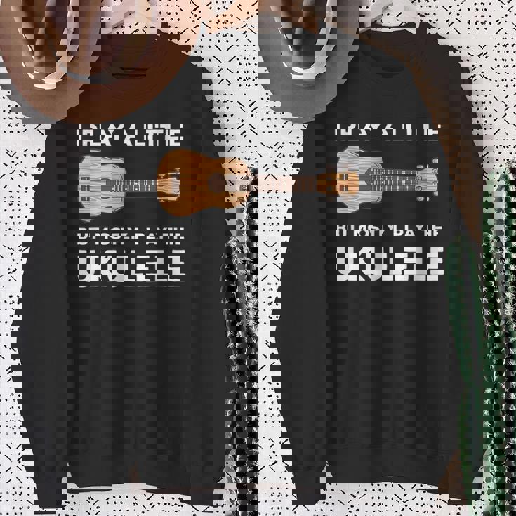 面白いウクレレ服ギターワードプレイ スウェットシャツ 年配の女性への贈り物