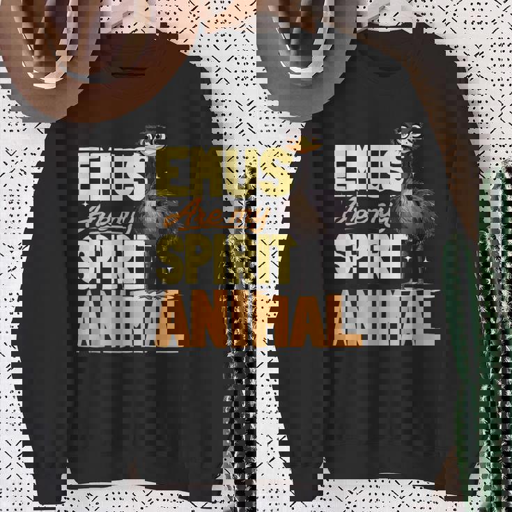 面白いエミューアニマルemus Are Mypiritアニマル。 スウェットシャツ 年配の女性への贈り物