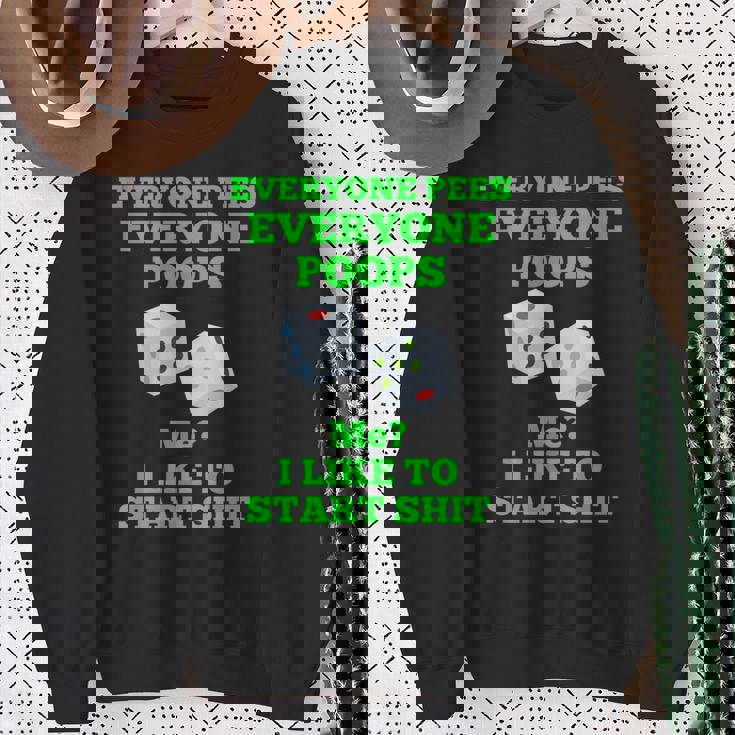 面白いカジノギフト、面白いうんちギフト、うんちとおしっこユーモア 長袖tシャツ スウェットシャツ 年配の女性への贈り物