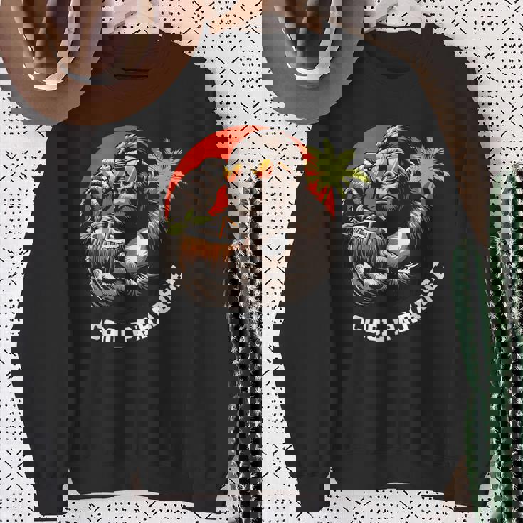 面白いゴリラココナッツグラフィックデザインギフトアイデア スウェットシャツ 年配の女性への贈り物