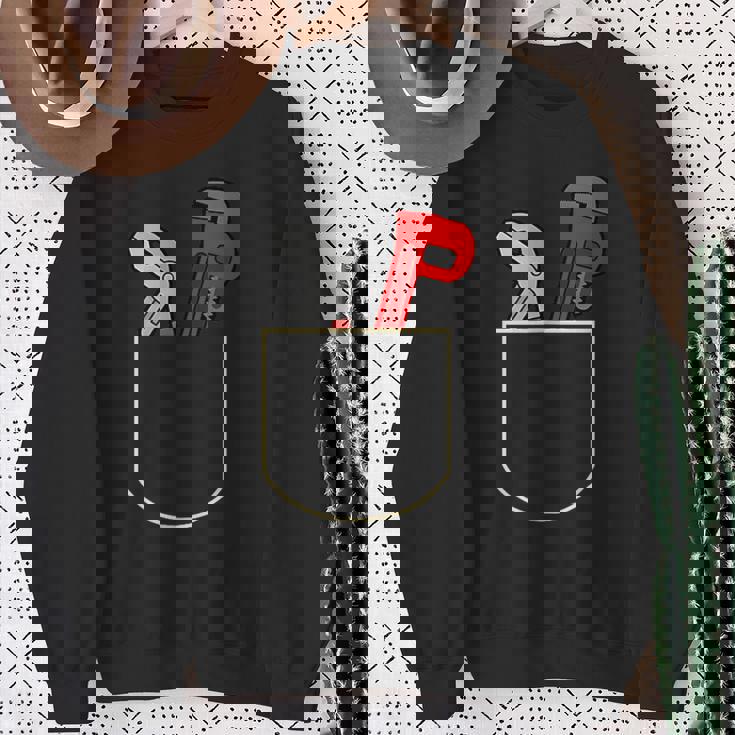 面白いパイプレンチ ポケット入り ギフト 配管工ポケット スウェットシャツ 年配の女性への贈り物