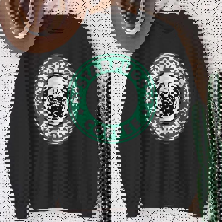 面白いパグ&コーヒー スウェットシャツ 年配の女性への贈り物