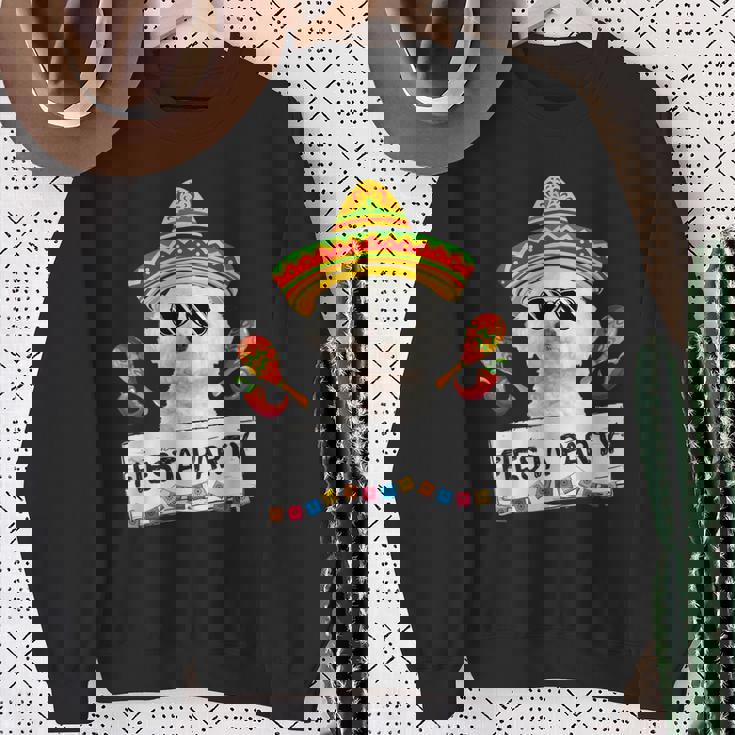 面白いパーティー かわいいビション・フリーゼ ソンブレロ サングラス スウェットシャツ 年配の女性への贈り物